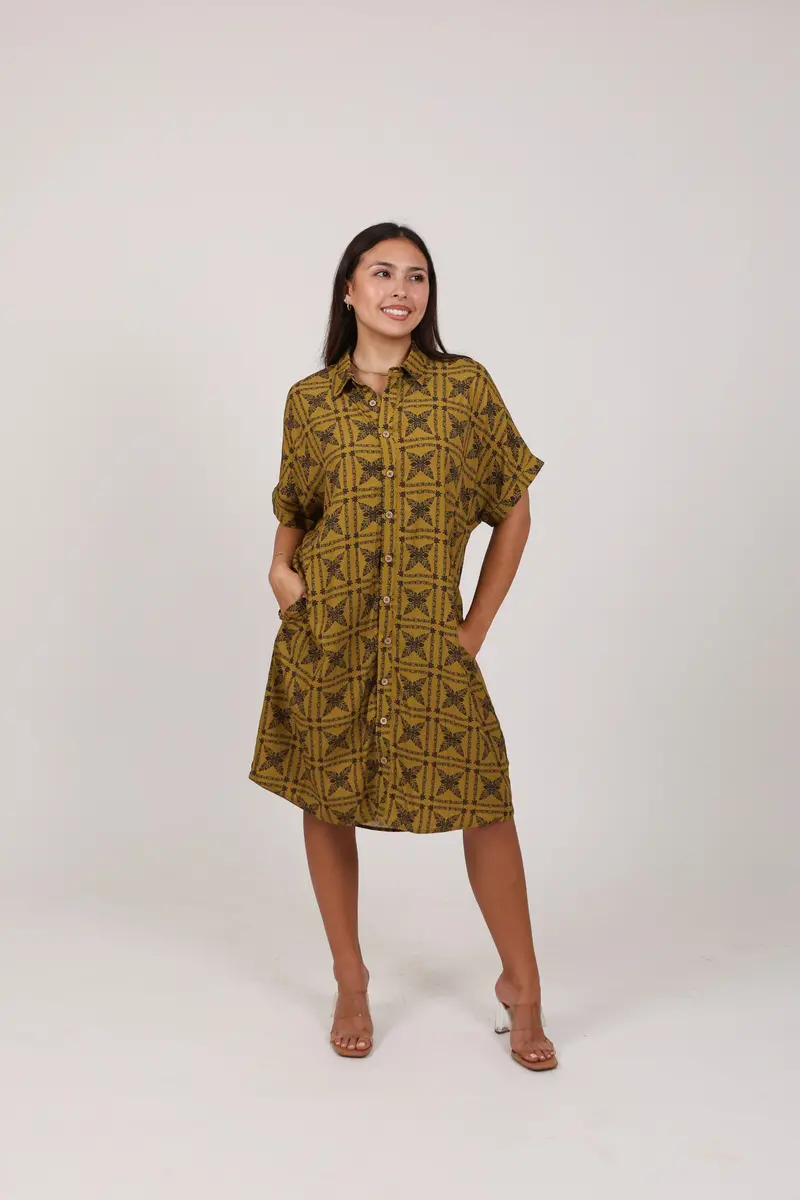 Aloha Button-Down Dress In Heirloom Black And Seaweed Print 1
